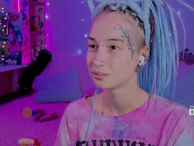 Ne_Sonya webcam