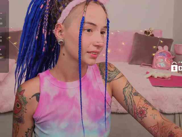 Ne_Sonia webcam