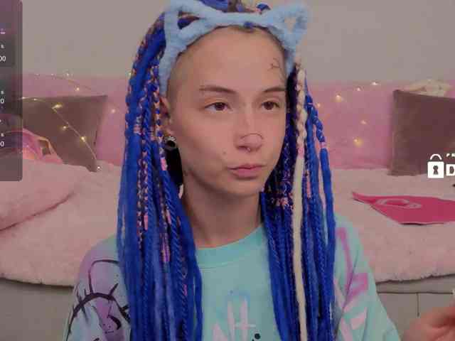 Ne_Sonia webcam