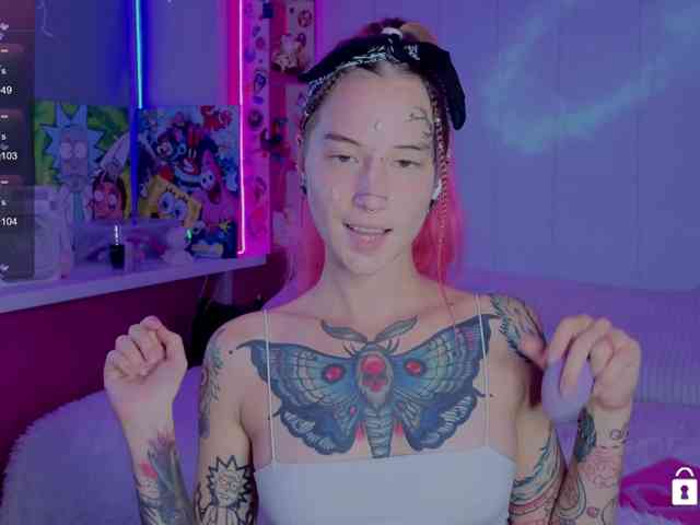 Ne_Sonia webcam