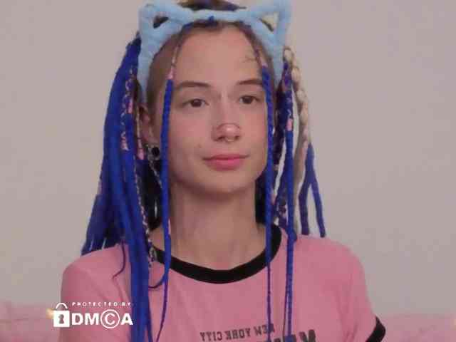 Ne_Sonia webcam