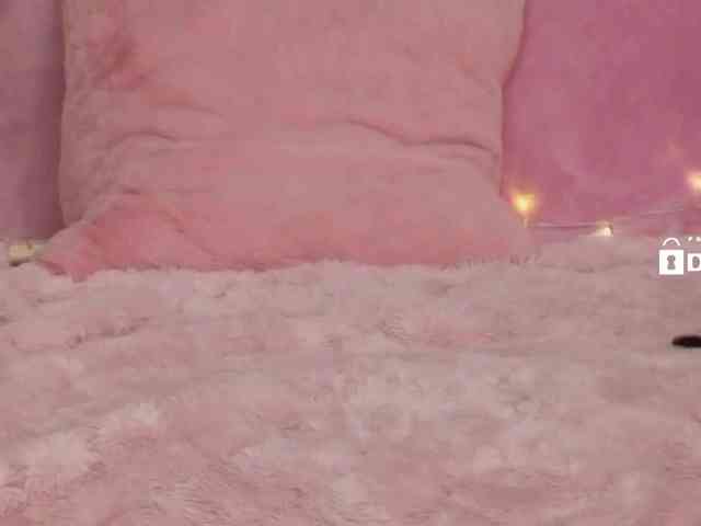 Ne_Sonia webcam
