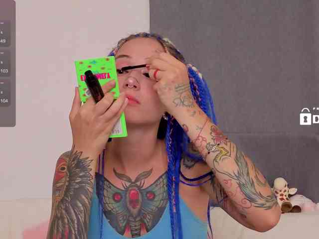 Ne_Sonia webcam
