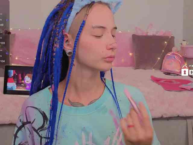 Ne_Sonia webcam