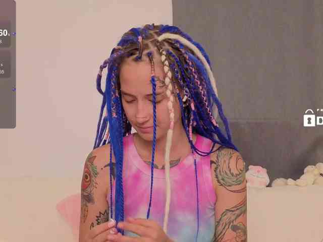 Ne_Sonia webcam