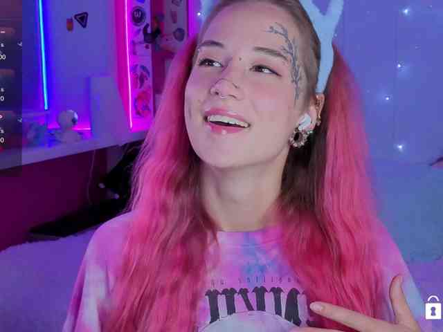 Ne_Sonia webcam