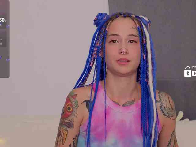 Ne_Sonia webcam