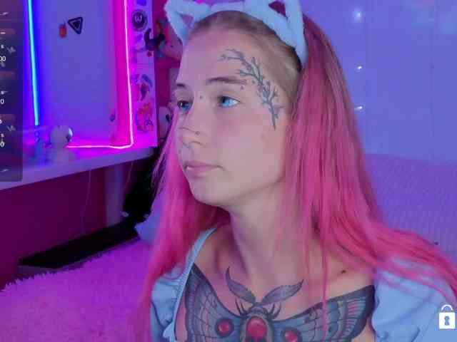 Ne_Sonia webcam