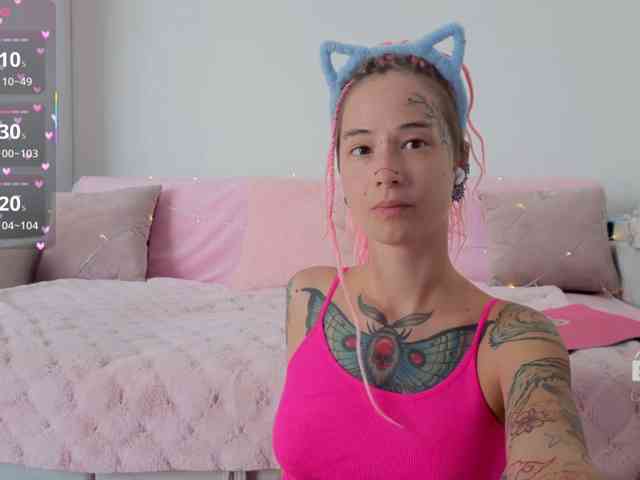 Ne_Sonya webcam