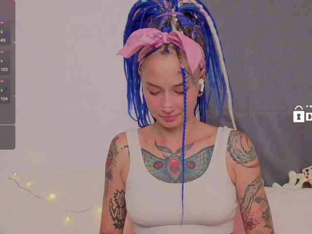 Ne_Sonia webcam