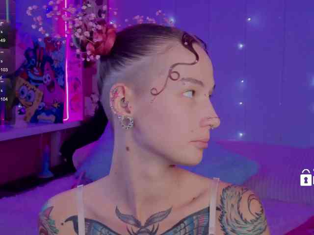 Ne_Sonya webcam
