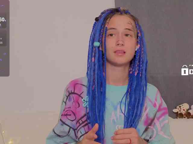 Ne_Sonia webcam