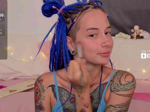 Ne_Sonia webcam