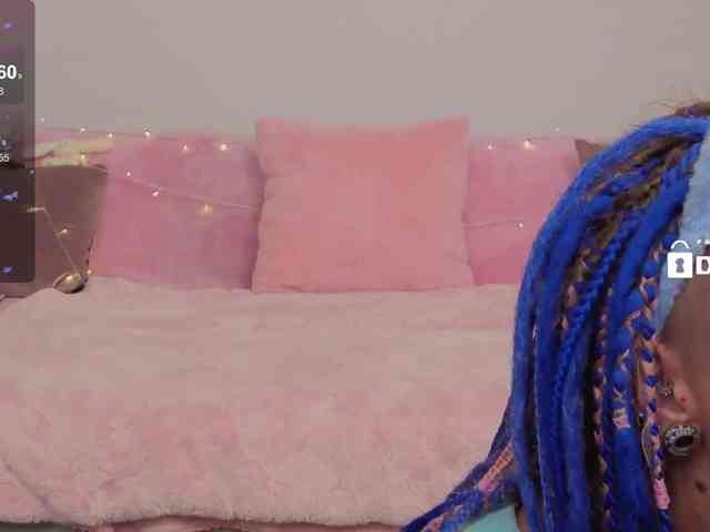 Ne_Sonia webcam