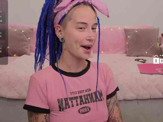 Ne_Sonia webcam