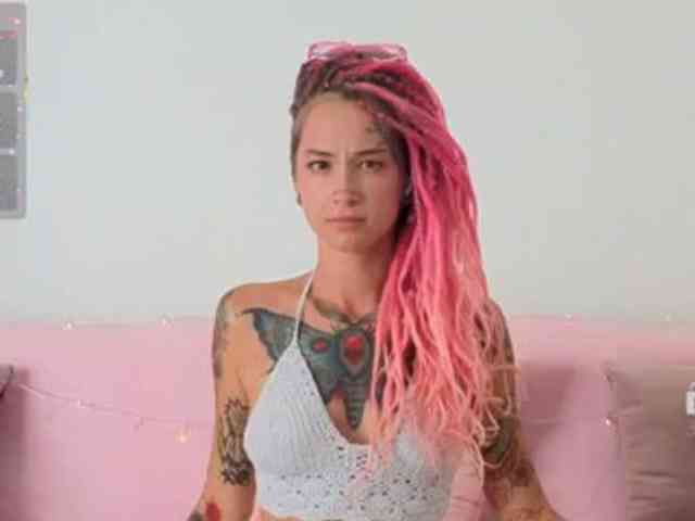 Ne_Sonya webcam