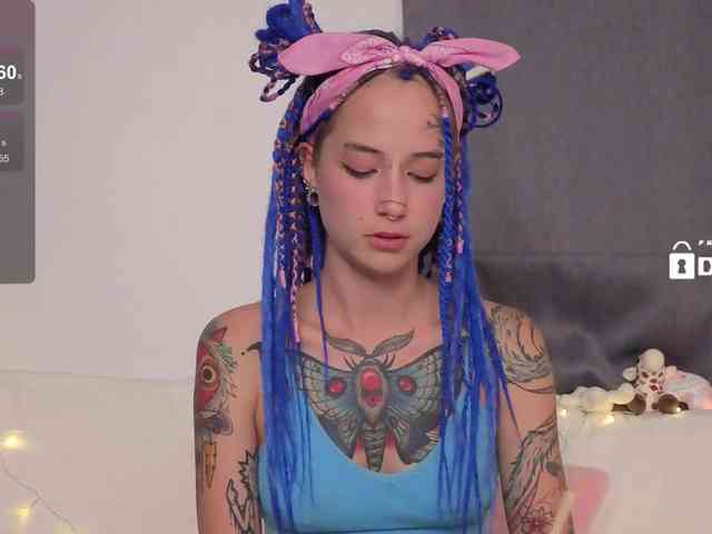 Ne_Sonia webcam