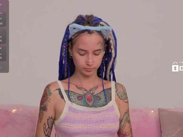 Ne_Sonia webcam