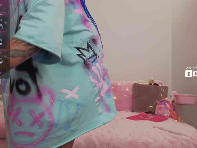 Ne_Sonia webcam
