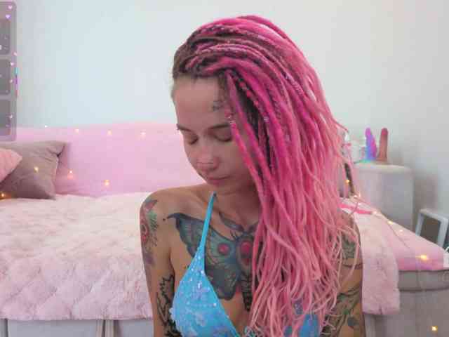 Ne_Sonya webcam