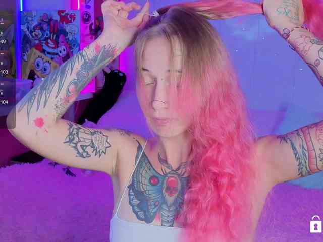 Ne_Sonia webcam