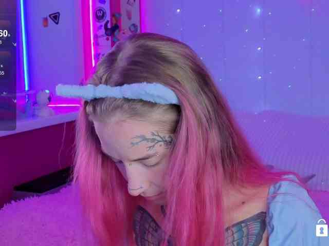 Ne_Sonia webcam