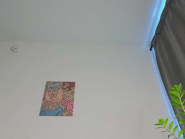 go to chat with lili-roze