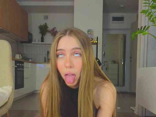 lili-roze webcam