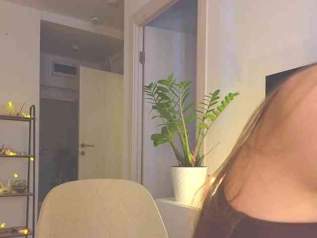 lili-roze Live Webcam on BongaCams