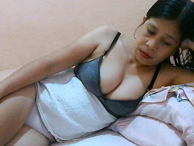 Yummyflirttits69 live stream preview