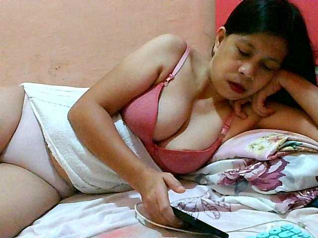 Yummyflirttits69
