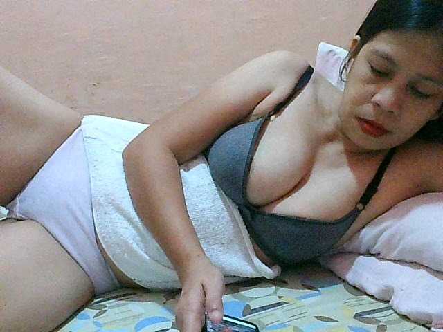 Yummyflirttits69
