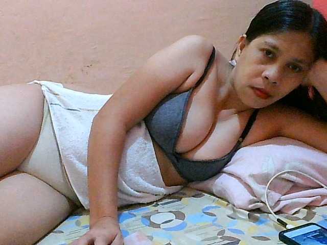 Yummyflirttits69