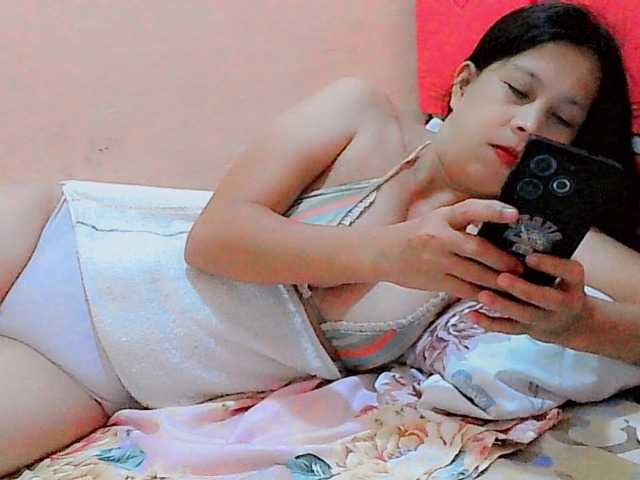 Yummyflirttits69