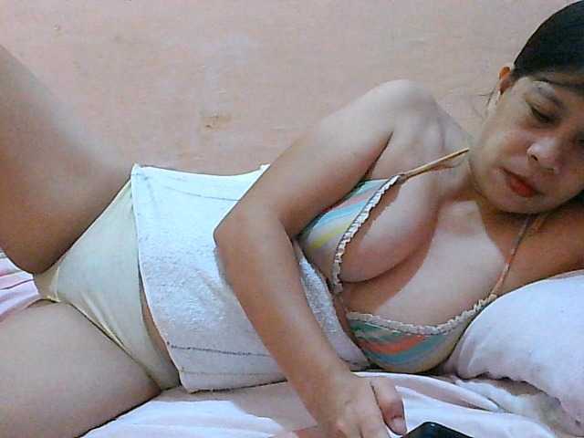 Yummyflirttits69