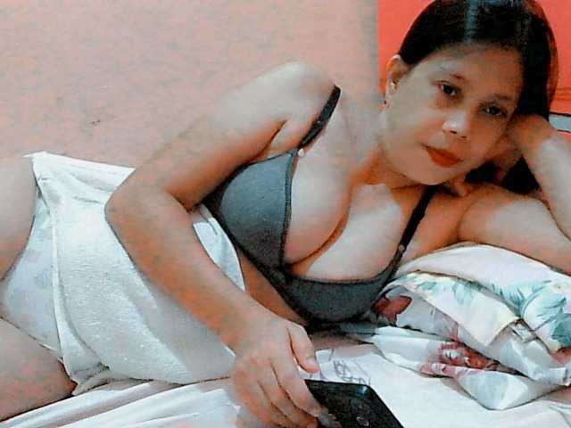 Yummyflirttits69
