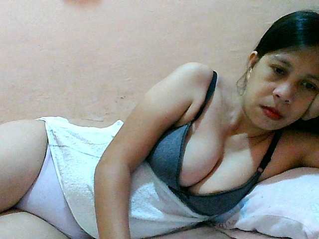 Yummyflirttits69