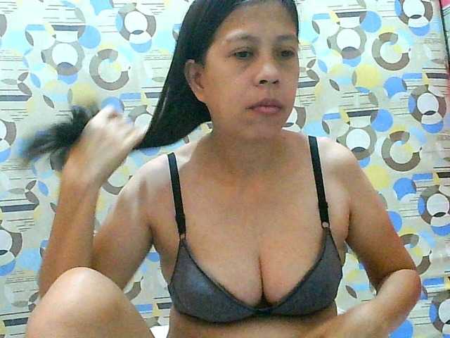 Yummyflirttits69
