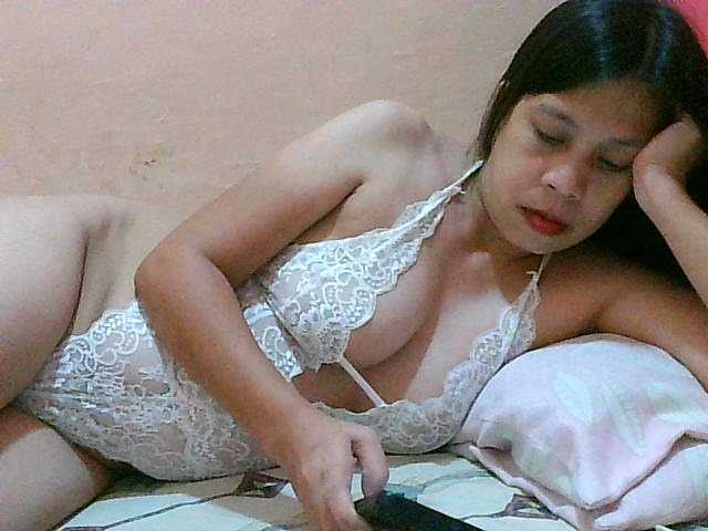 Yummyflirttits69, en vivo ahora en BongaCams