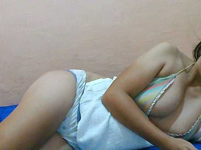 Yummyflirttits69