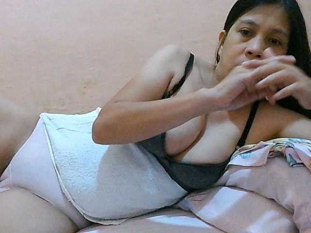 Yummyflirttits69