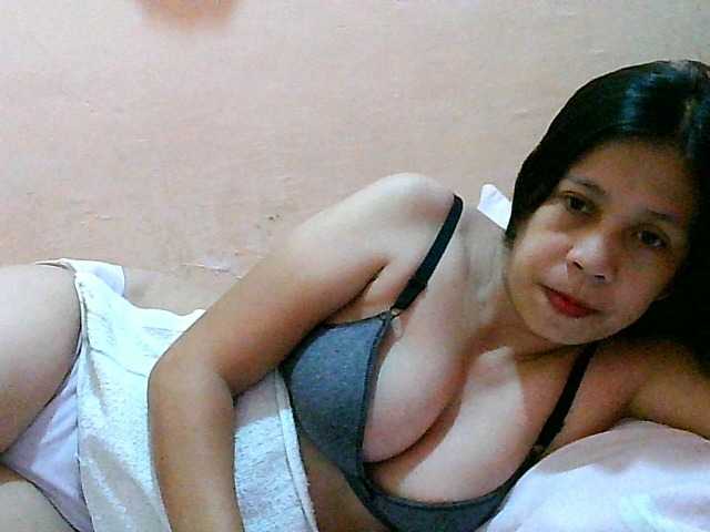Yummyflirttits69