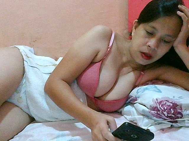 Yummyflirttits69