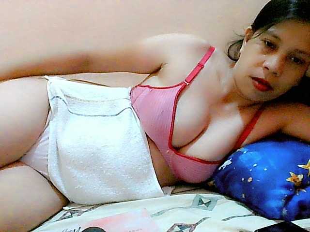 Yummyflirttits69