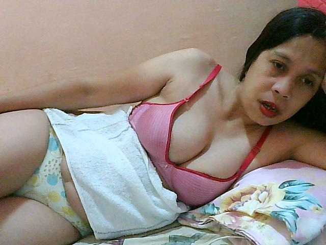 Yummyflirttits69