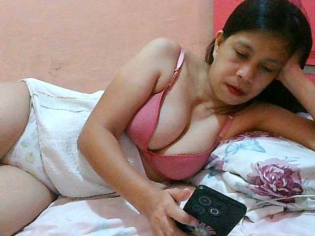 Yummyflirttits69