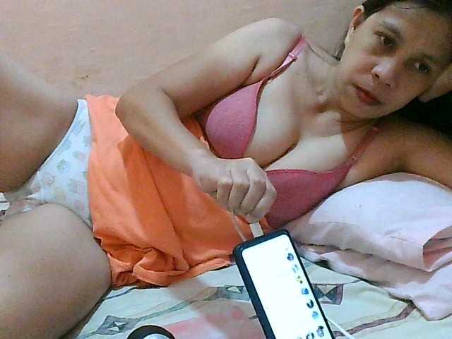 Yummyflirttits69