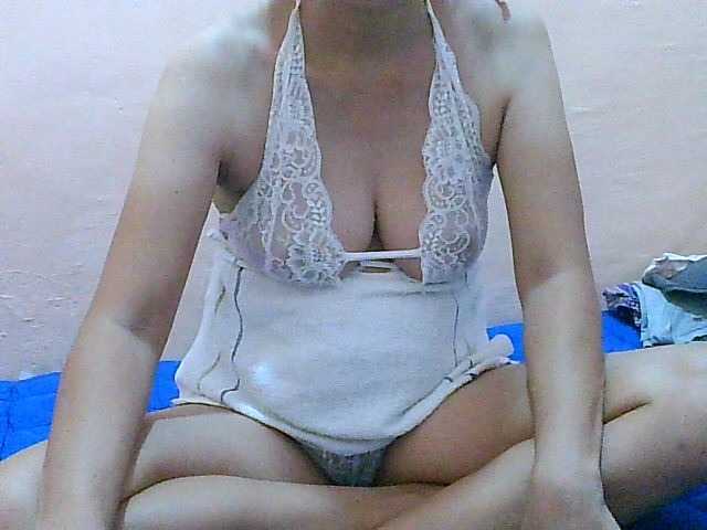 Yummyflirttits69
