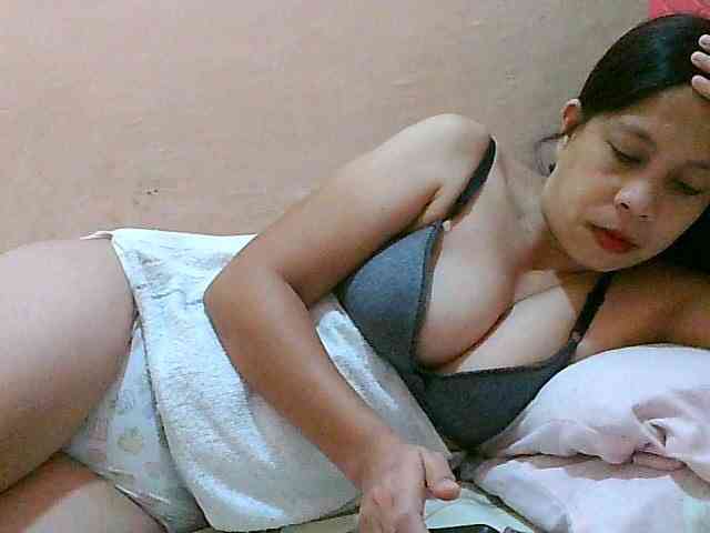 Yummyflirttits69