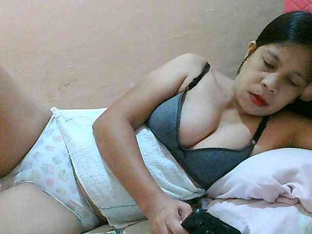 Yummyflirttits69